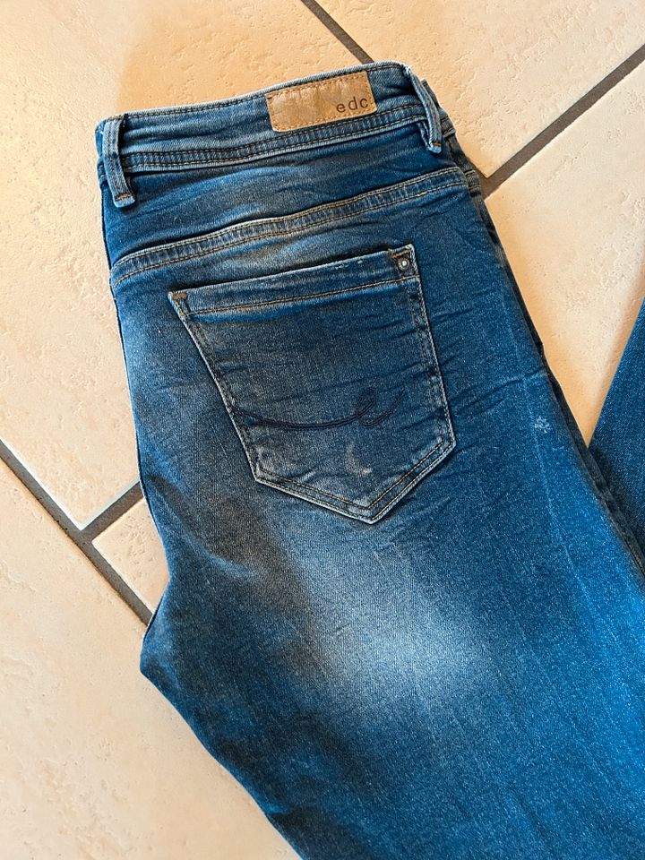 edc ESPRIT Jeans Damen Gr. 28 / 30 Slim Fit ***NEUWERTIG*** in Dillingen (Saar)