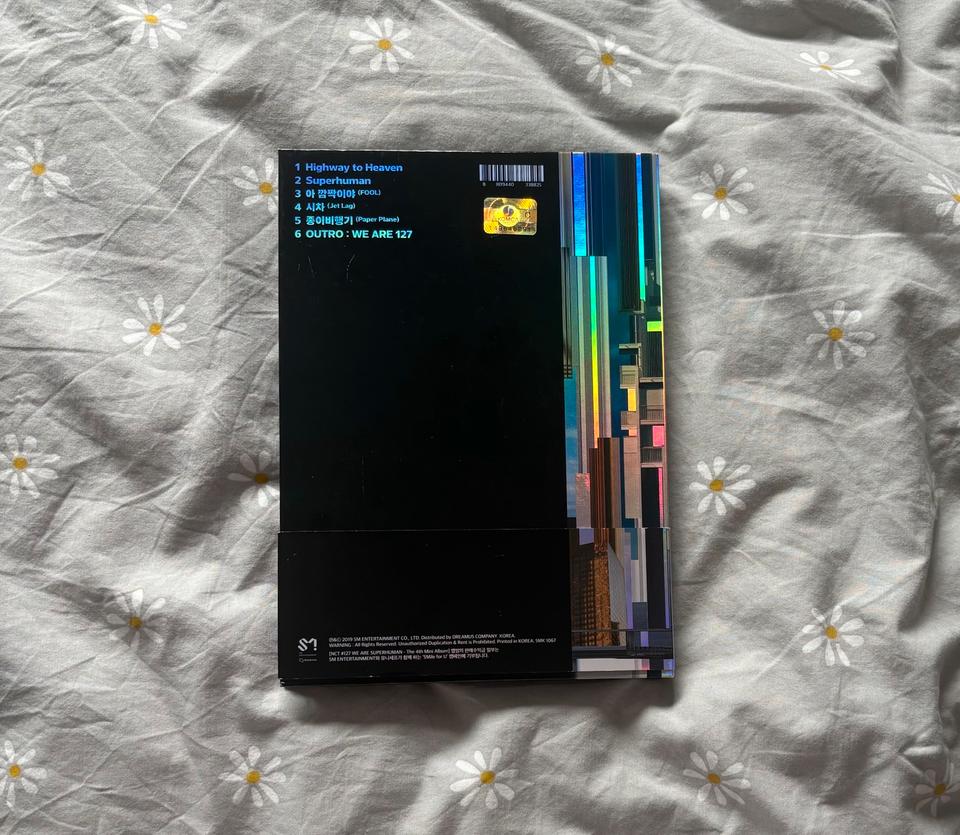 NCT 127 Album kpop we are superhuman WayV Dream U Wish Mark in Frankfurt am Main