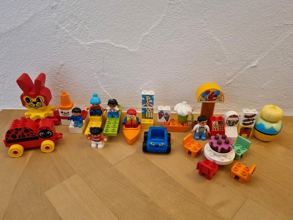 Lego Duplo Figuren Spielplatz Kinder Möbel in München