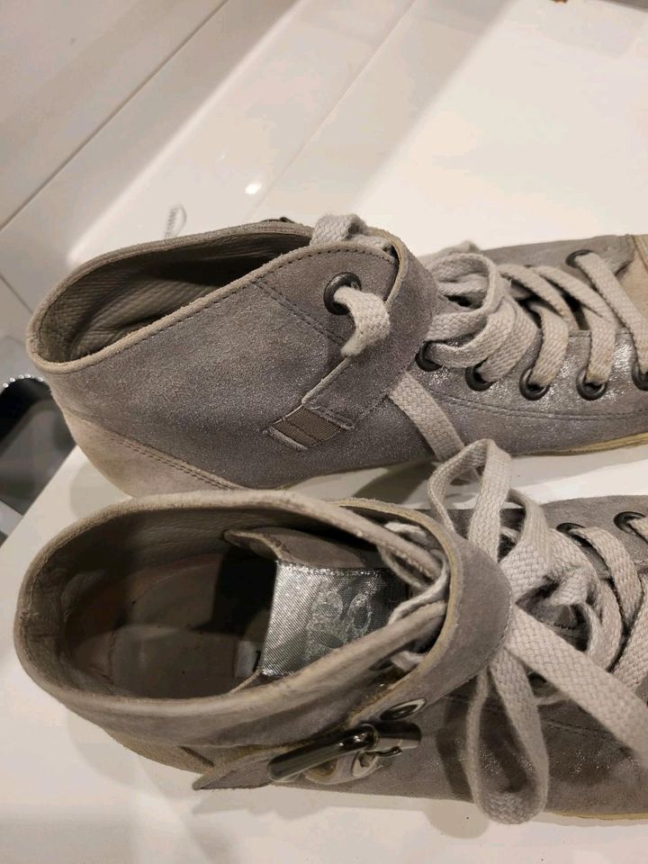 Paul Green Sneaker, Gr. 38,5, Gr. 5,5 in Erkrath