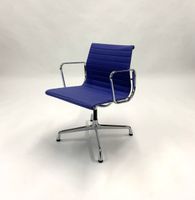 Vitra EA 108 Besprechungsstuhl (Hopsack, blau) West - Höchst Vorschau