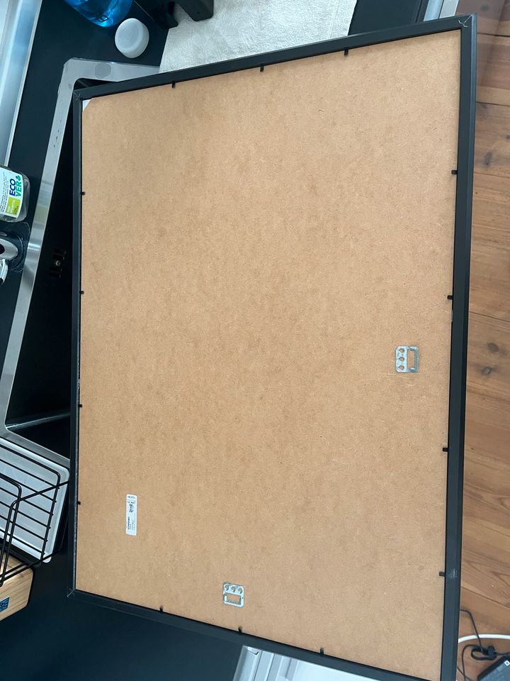 Ikea Bilderrahmen 50x70cm groß zu verkaufen in Berlin