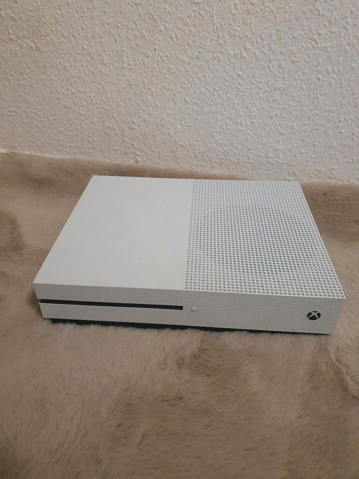 Xbox one s in Berlin