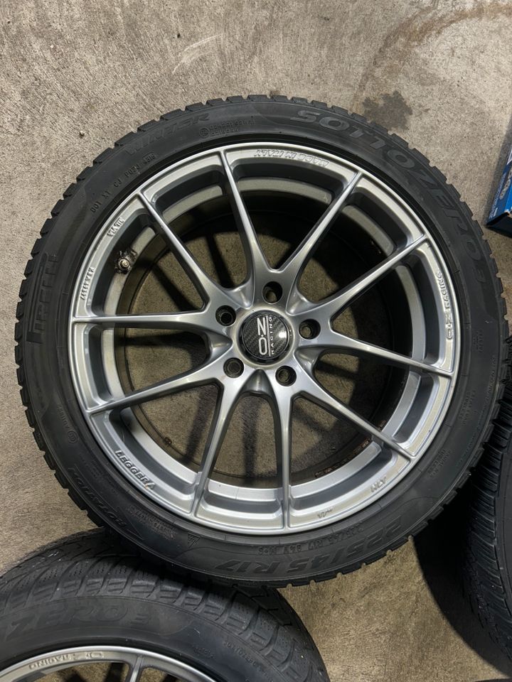 OZ Leggera HLT 8x17 Zoll Felgen 5x112 225 45 Reifen VW Audi Seat in Attendorn