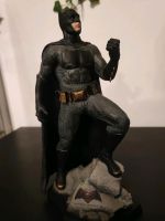 Batman vs Superman Dawn of Justice Limited Edition Figur Saarland - Nalbach Vorschau