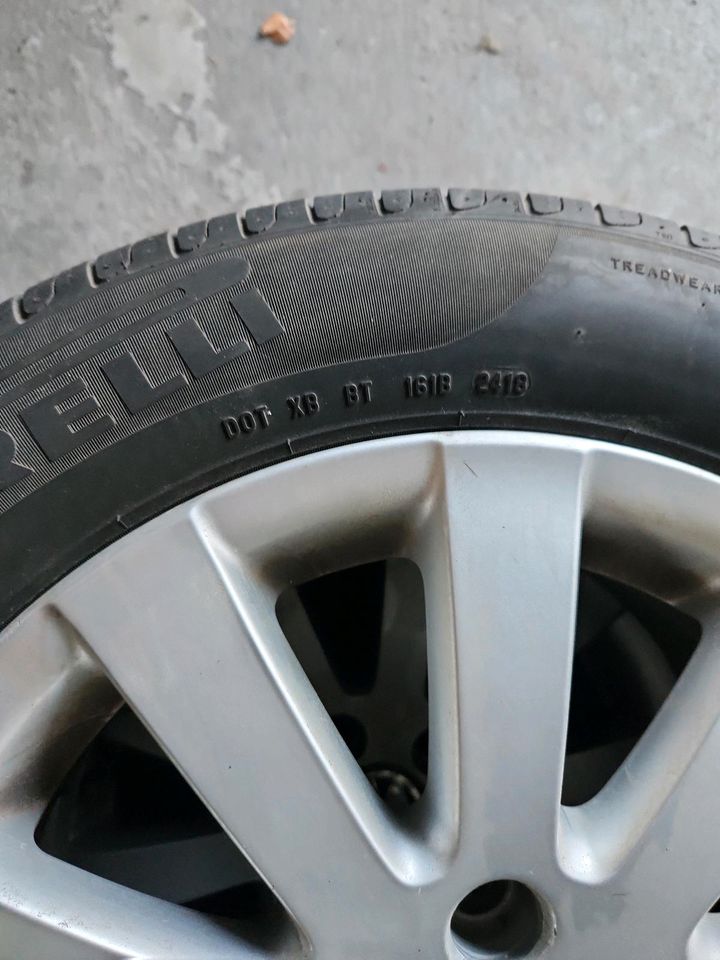 2x VW Sommerreifen Pirelli 215 55 R16 in Oststeinbek