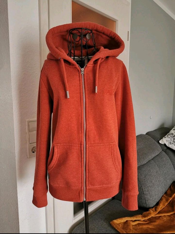 Superdry Kapuzenjacke Hoodie Zipper rostrot Gr.40 L neu in Cuxhaven