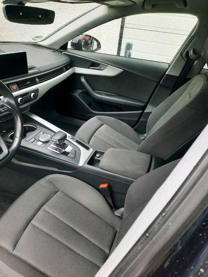 Audi A4 b9 2.0 TDI Avant Virtual - Cockpit in Langenhahn