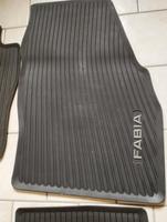 Skoda Fabia IV  Original Gummifußmatten  Set 4-tlg. gebr. Hessen - Hessisch Lichtenau Vorschau