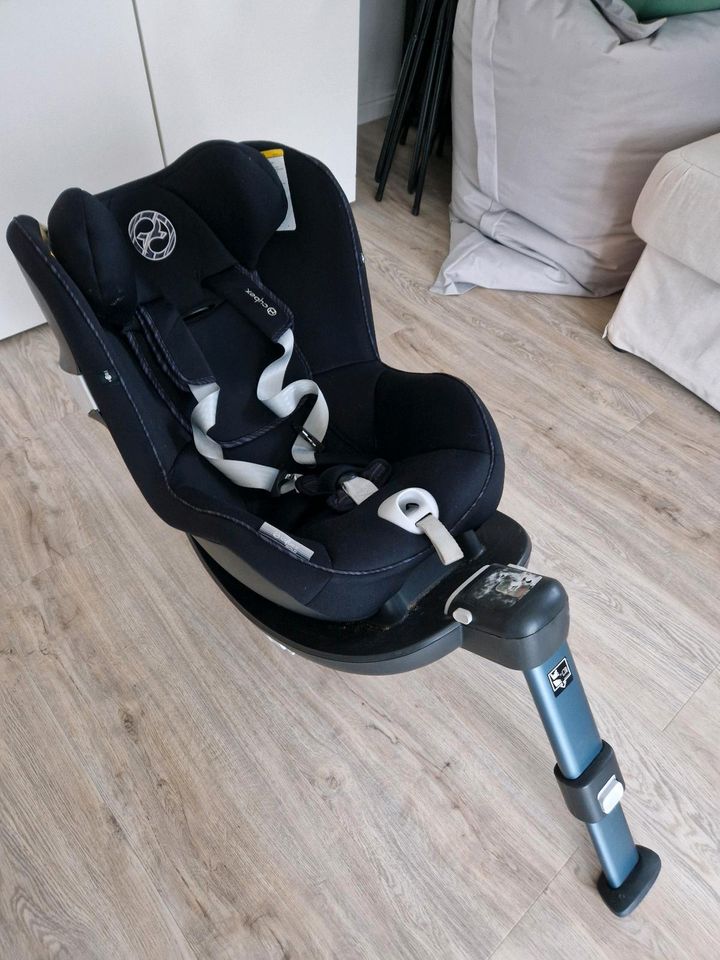 Cybex Gold Sirona M2 i-Size&Base M/Schwarz in Flensburg