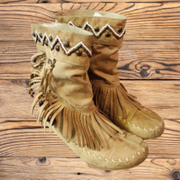 Indianer Mokkasin Stiefel Perlen Fransen Gr.40 Niedersachsen - Laatzen Vorschau