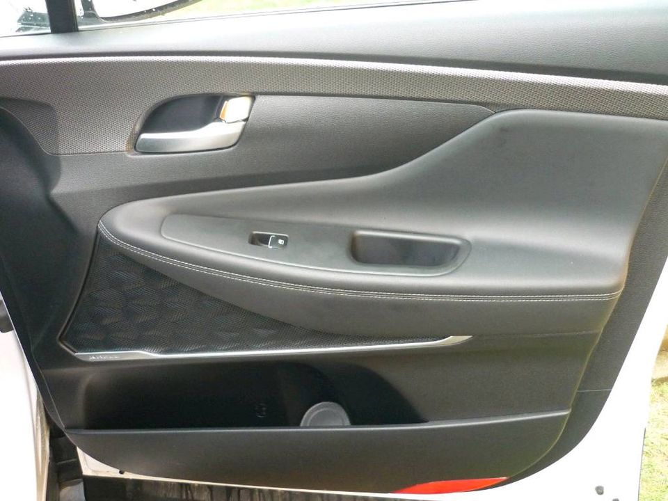 Hyundai Santa Fe 2.2 D AT  "Absolute Vollausstattung" !!! in Erlau