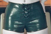 Kunstleder Leder Hot Pants Gr.30 Neu von Mode Wichtig vintage Bayern - Memmingen Vorschau