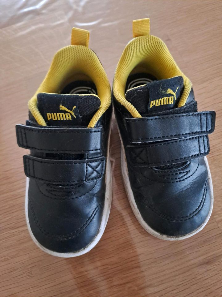 Schuhe/Sneaker Größe 22 in Billerbeck