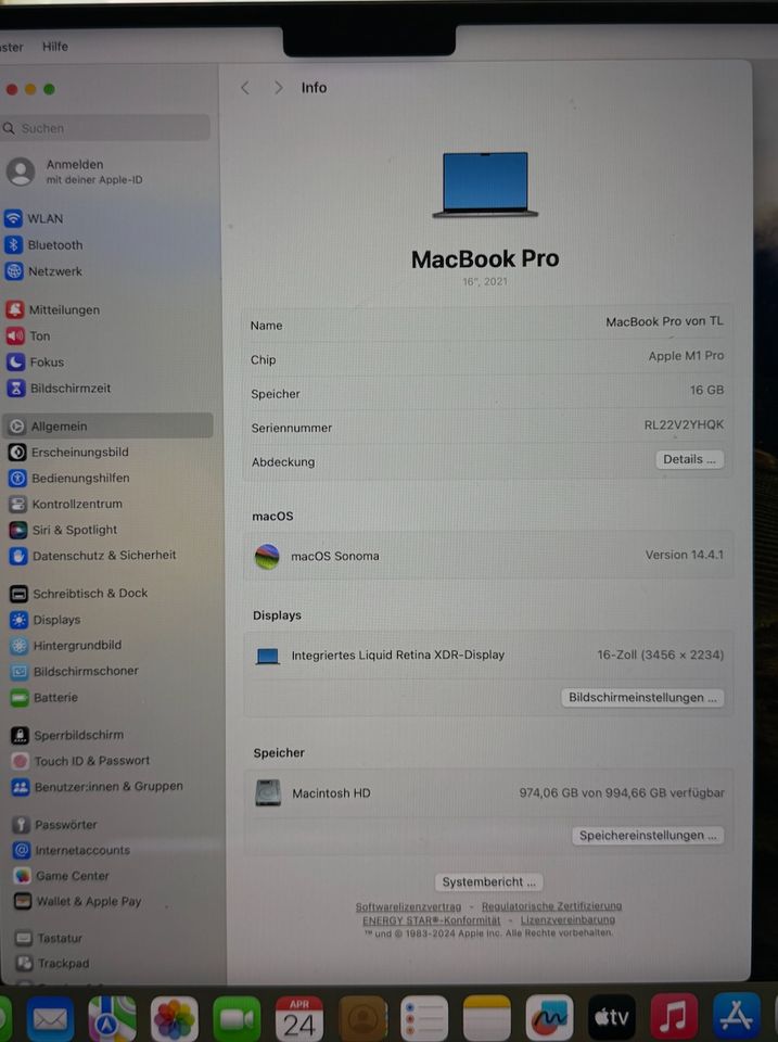 MacBook Pro – Space Grau 16" 16GB 1 TB SSD Speicher in Weil am Rhein