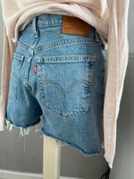 ❤️ Levi‘s Jeans Shorts W28 Nordrhein-Westfalen - Halver Vorschau