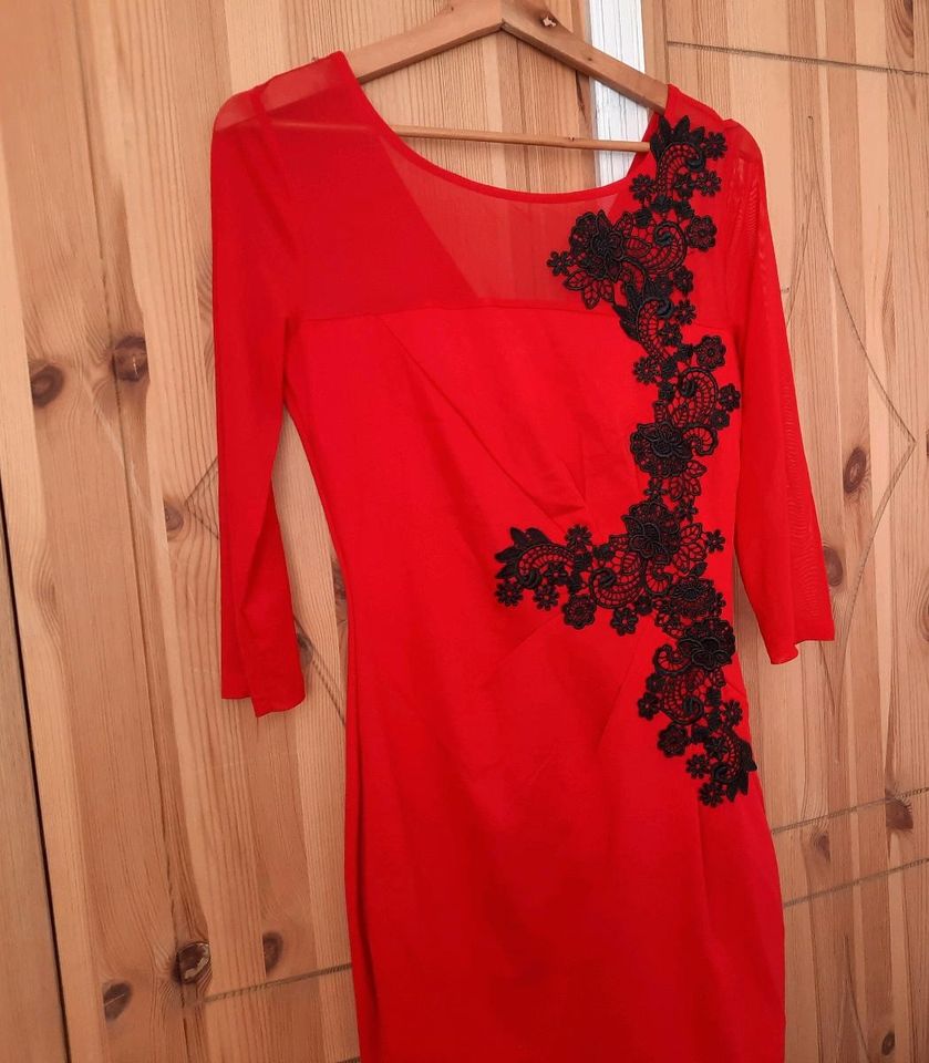Neu *Damen Kleid Rot Gr.36/38 in Erkrath