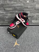 Nike Air Jordan Sneakers Größe 40 Top Zustand Basketball Niedersachsen - Osnabrück Vorschau