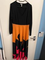 **maxikleid langarm flammen sexy weich fliesend gr. 40/42 top** Niedersachsen - Neu Wulmstorf Vorschau