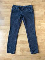 Neuwertige Tommy Hilger Cordhose Gr. 10 Hessen - Maintal Vorschau