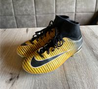 Fussballschuhe Fußballschuh Nike gr 34 Stollen Outdoor Bayern - Weitramsdorf Vorschau