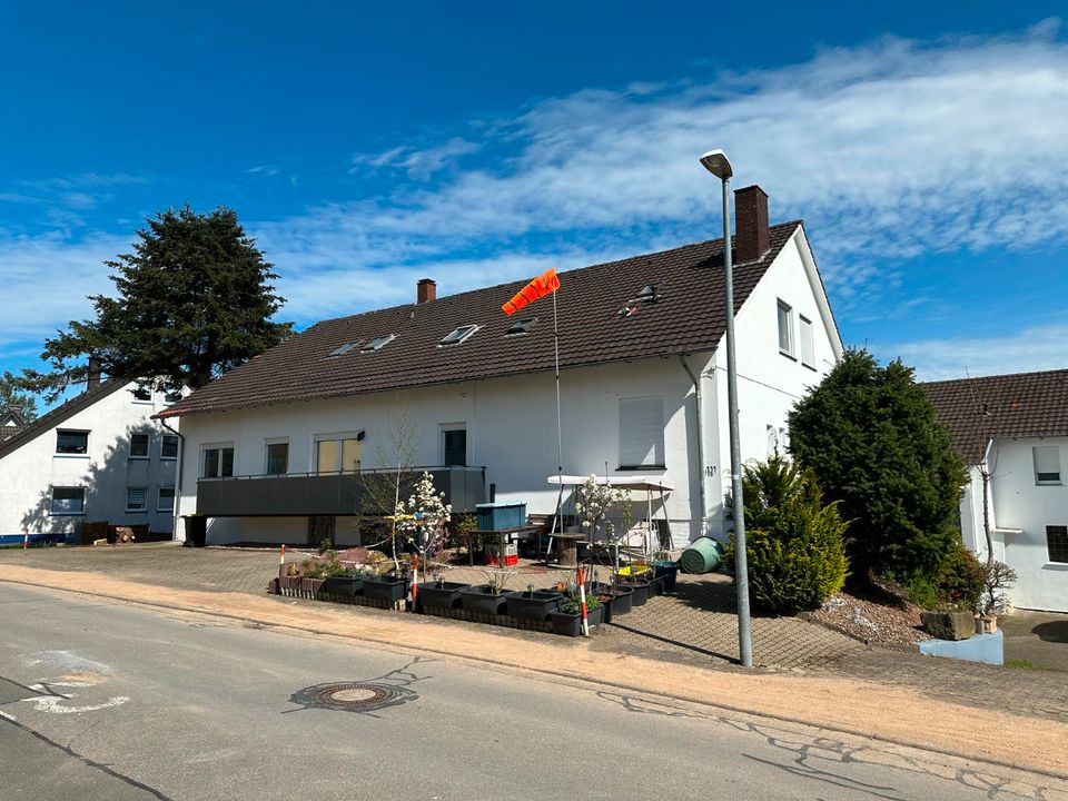 An der Stadtgrenze zu Herford befindet sich diese kernsanierte Eigentumswohnung... in Hiddenhausen