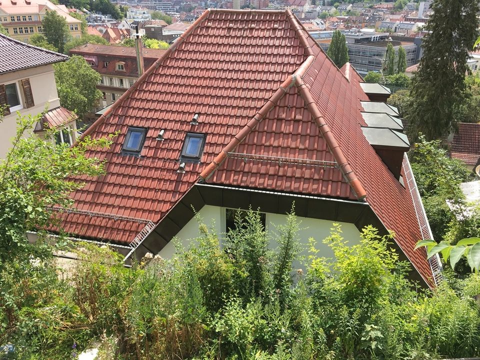 Kapitalanleger aufgepasst! Kernsaniertes Dreifamilienhaus im Stuttgarter Süden zu erwerben in Stuttgart