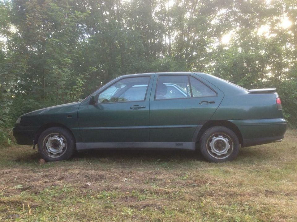 Seat Toledo 1L Golf II Technik ABS 1,6i 100PS in Pössneck