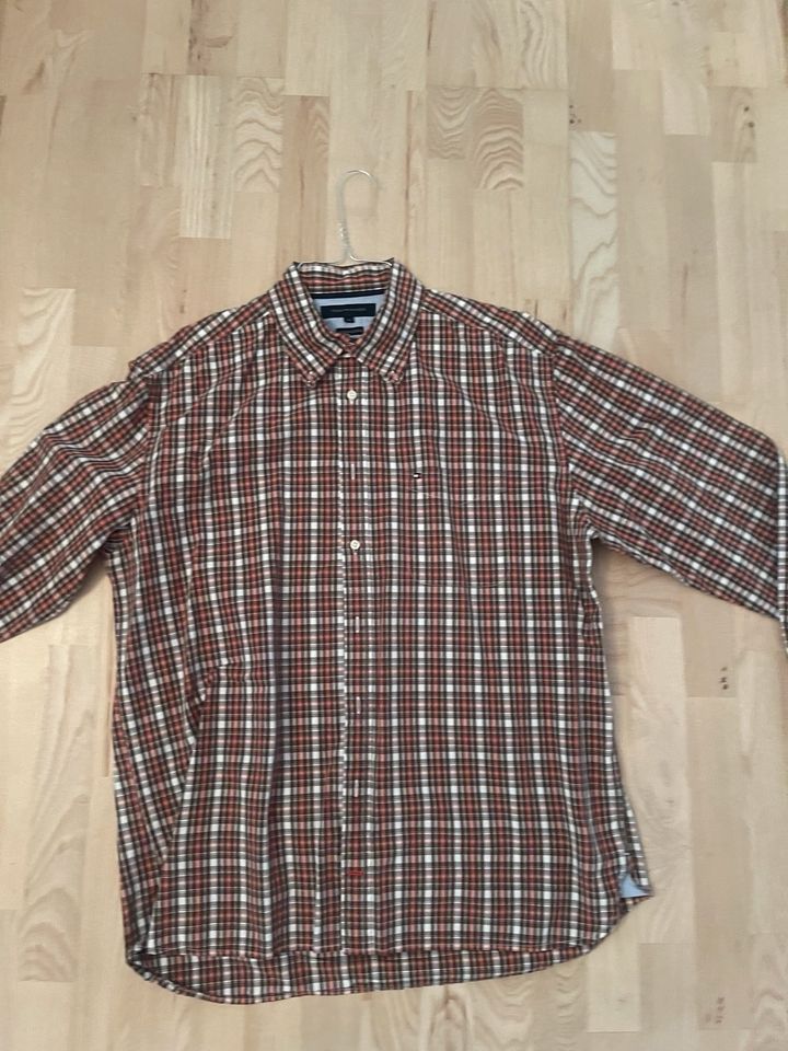 Tommy Hilfiger Hemd xl in Nidderau