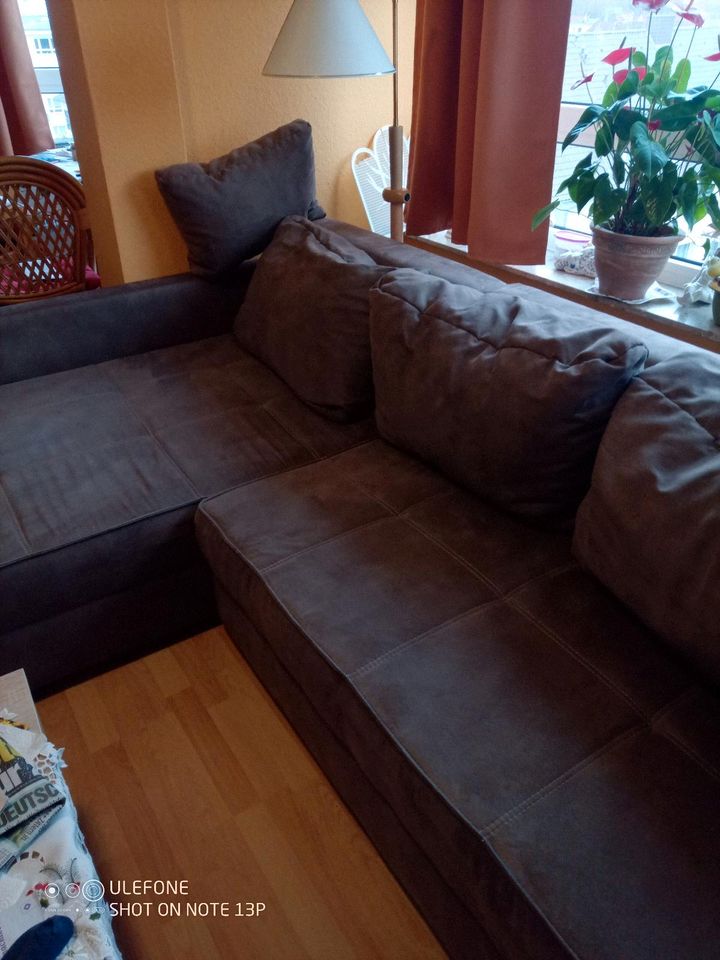 Ecksofa mit Bettfunktion in Bremerhaven