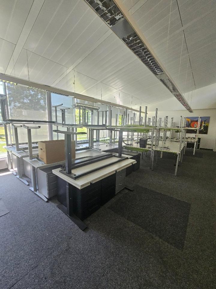 Abverkauf Lagerauflösung Büromöbel Möbel Büro Lagerverkauf in Hallbergmoos