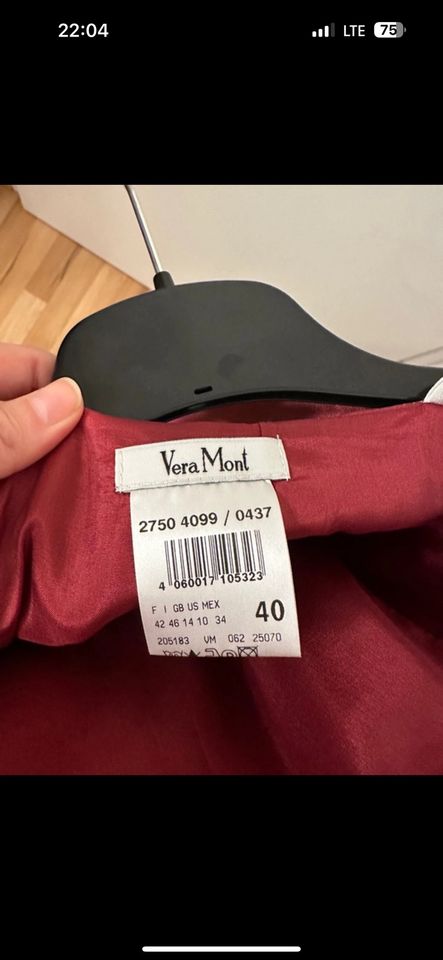 Vera Mont Rockanzug Gr 40-42 rot NEU in Hamburg