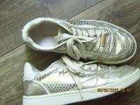 Turnschuhe Mexx Gold gr 38 Sachsen-Anhalt - Magdeburg Vorschau