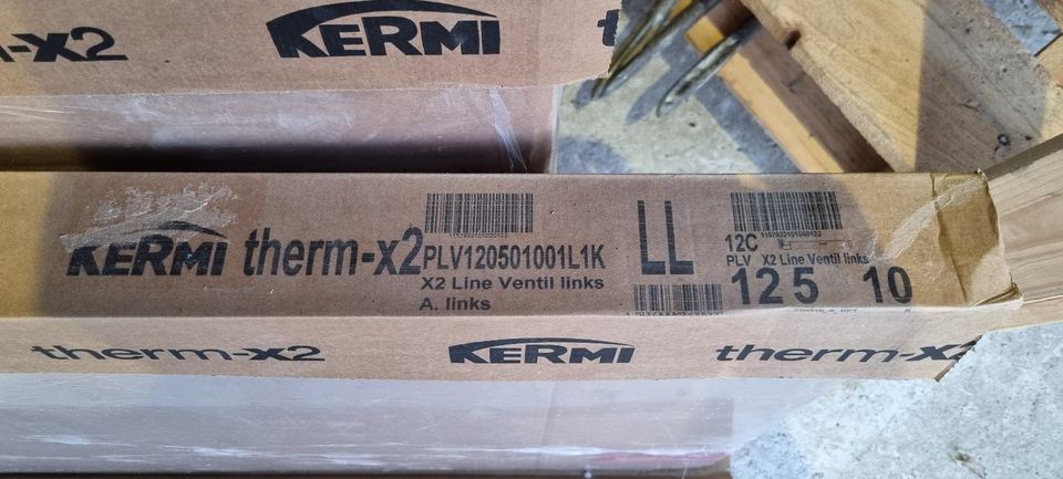 3x neue Kermi X2 Line Ventil - Kompaktheizkörper links in Groß-Gerau