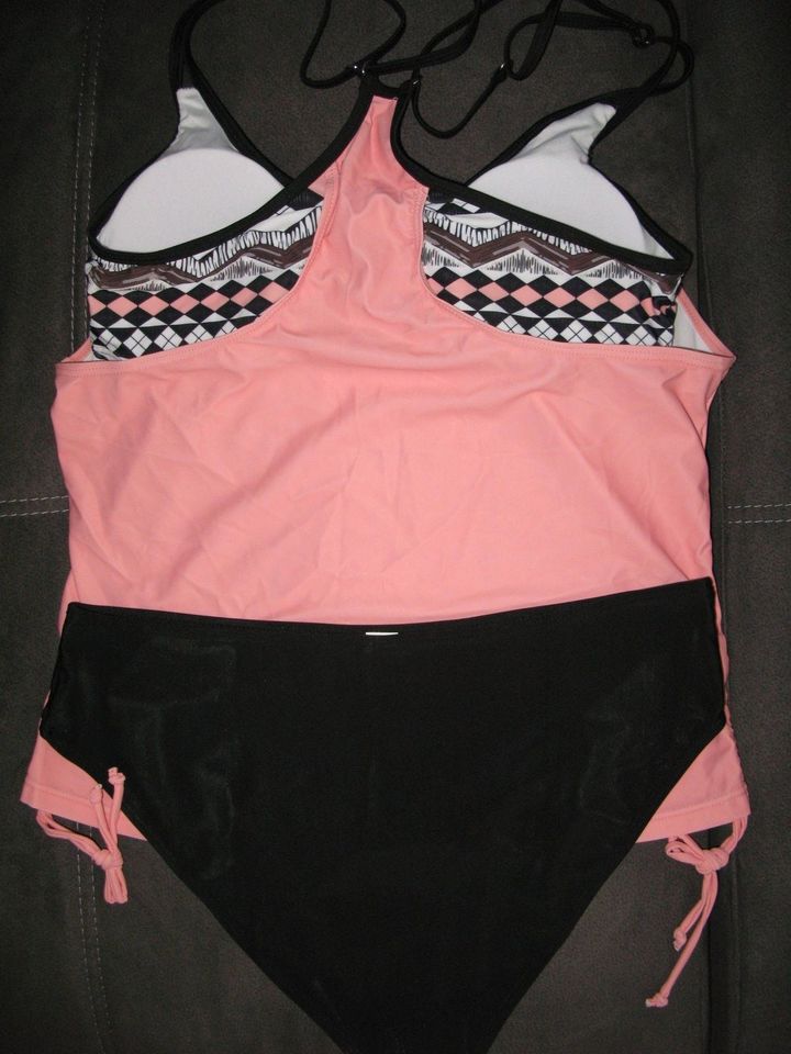 Tankini Größe XL-42, Cups gepolstert - auch o. Cups tragbar, neu! in Kraiburg am Inn