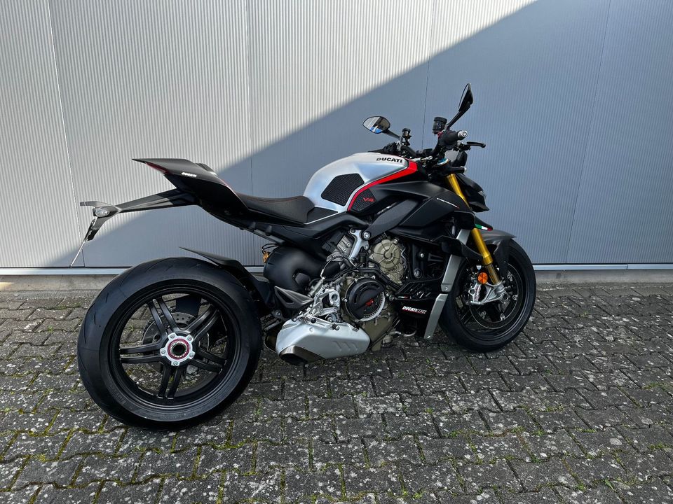 Ducati Streetfighter V4 SP in Wilburgstetten