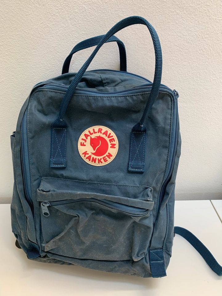 Fjällräven Kanken Laptop Rucksack blau in Köln