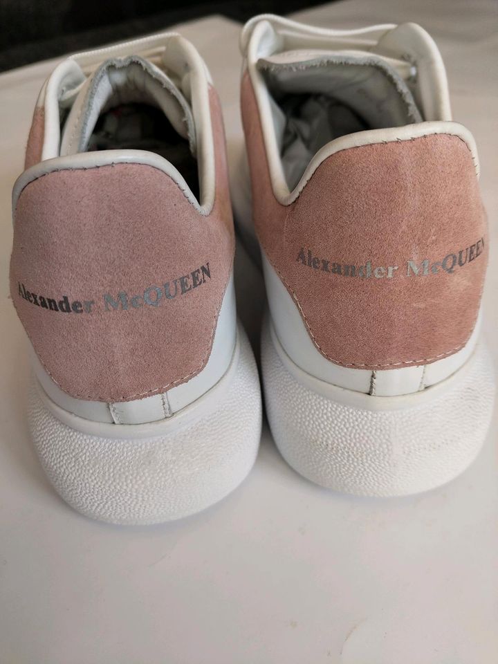 Damen Shoes. Size 39.pink in Berlin