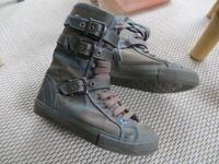 Gefütterte Stiefel Sneaker Turnschuhe von VTY - 36 Friedrichshain-Kreuzberg - Kreuzberg Vorschau