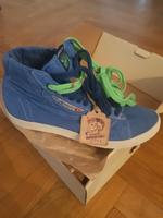 Diesel Dragon Sport Schuh blau-weiße Sneaker Herren Gr.45 Neu Brandenburg - Eggersdorf Vorschau