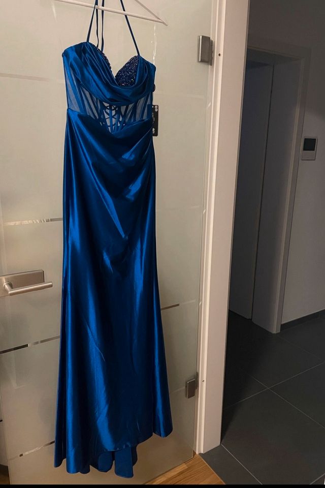 Abendkleid in Trier