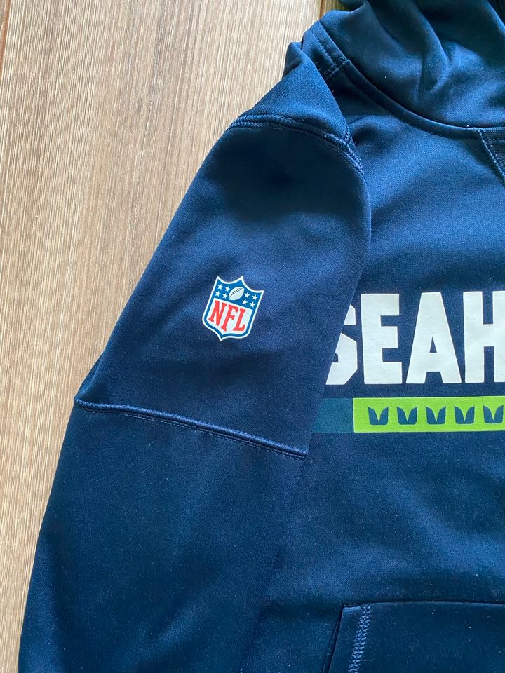 Seahawks NFL, dunkelblauer Nike Hoodie, Top, Gr. 146/152 in Versmold