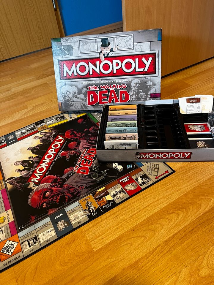 Monopoly - The Walking Dead Edition in Beckingen