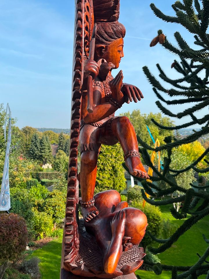 Shiva 105cm geschnitzt Hindustatue Holz Schiwa Holzshiva in Essen