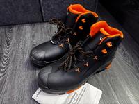 Uvex Sicherheitsschuhe 2 Arbeitsstiefel Gr.45 Schwarz Orange S3 Nordrhein-Westfalen - Gelsenkirchen Vorschau