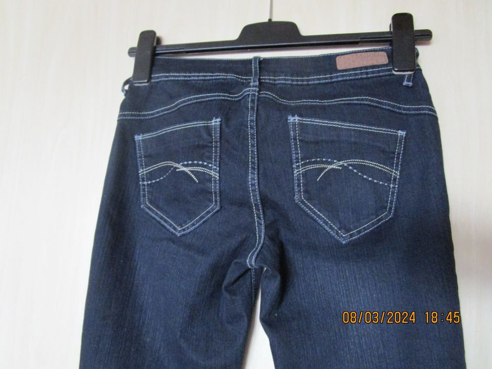 Jeans dunkelblau W 34/L 30 "Multiblu" in Ettlingen