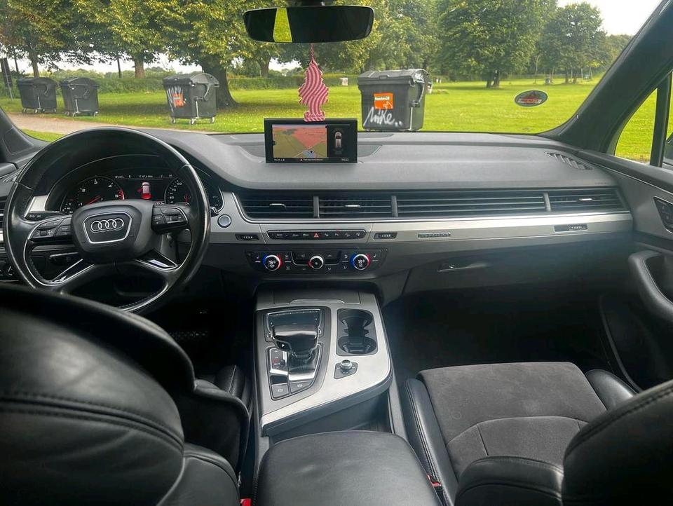 Audi Q7 3.0 TDI Quattro/7 Sitzer/Tüv NEU/AHK/Carplay/Bose in Aachen