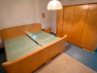 Schlafzimmer - Echtholz (Bett + Schrank) Bayern - Bad Windsheim Vorschau