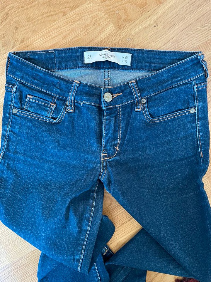 Abercrombie Fitch OR 25/31 Jeans Skinny in Köln