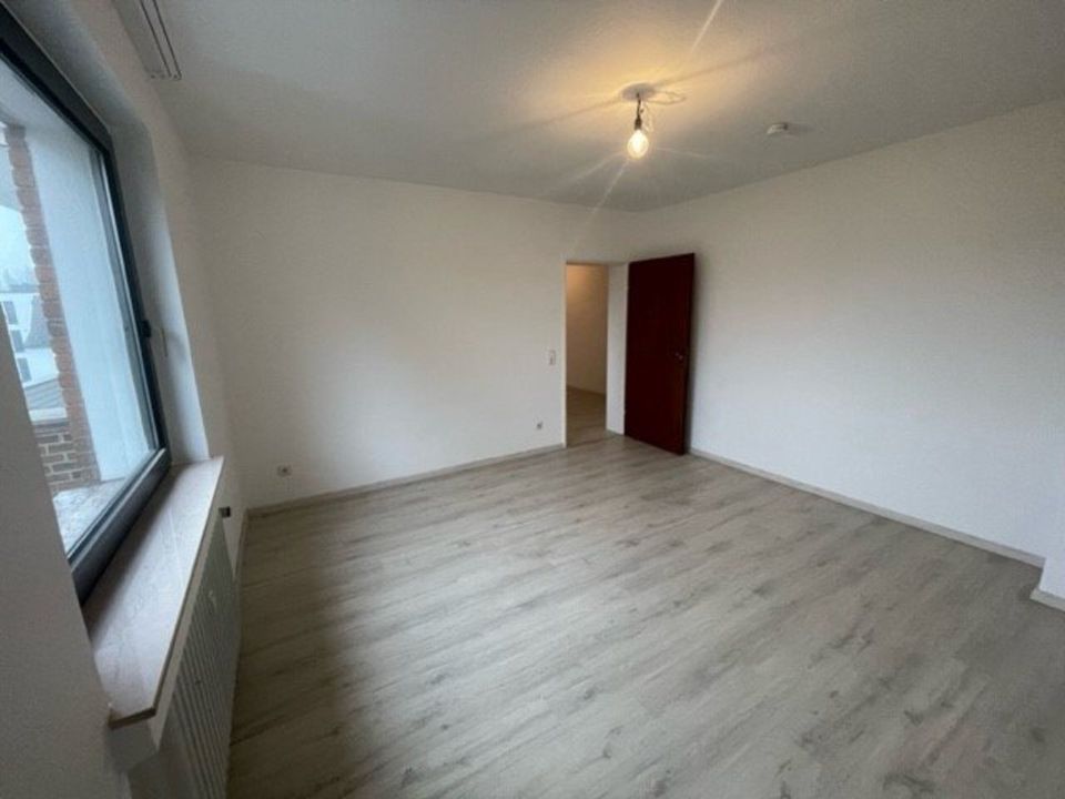 2-Zimmer Wohnung, 65 qm im Herzen von Erkrath zu vermieten in Erkrath